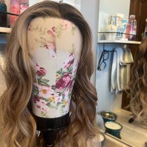 NWT IM Style “Shannon” wig. Free parting lace front